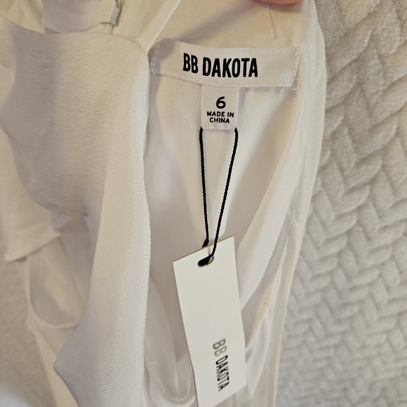 BB Dakota White Halter Neck Style Kaless Dress Size 6 - Picture 9 of 12